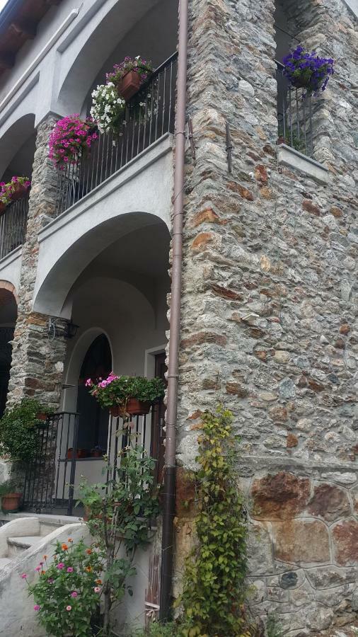 Hotel Passaggio A Nord Ovest Settimo Vittone Exterior foto